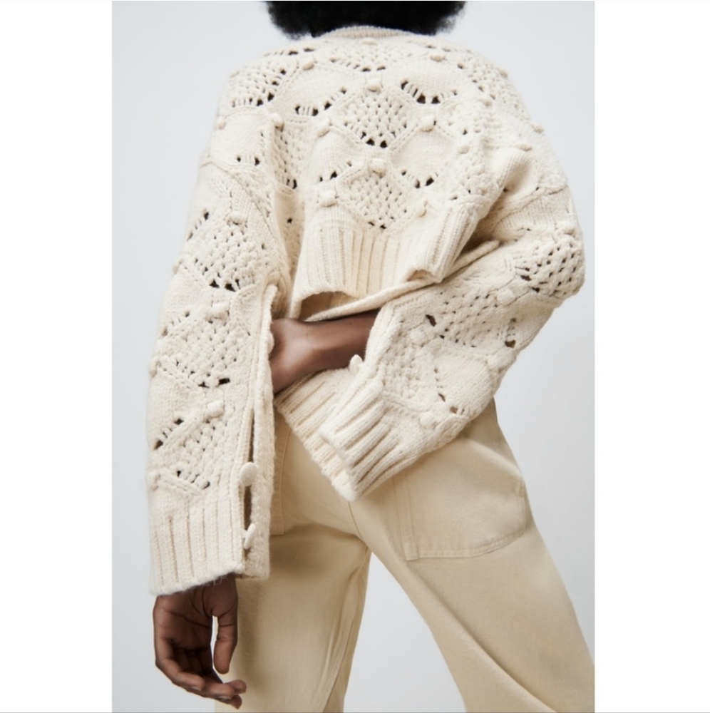 Zara Cable Knit Sweater With Buttons Bloggers Favorite - Picture 14 of 16